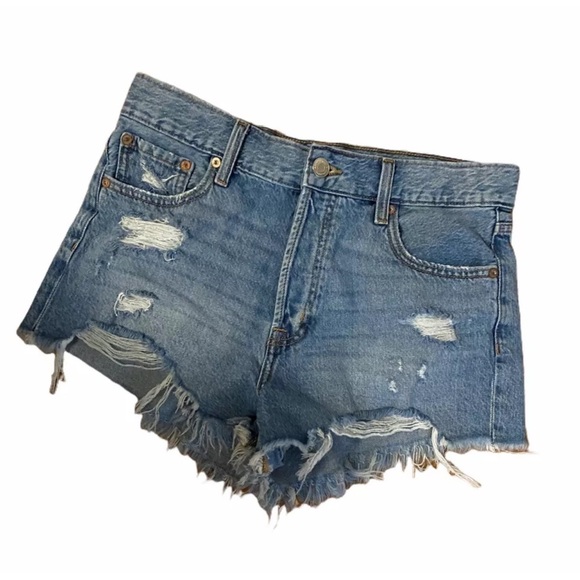 Aero High Rise Distressed Cut Off Denim Shorts Button Fly Size 8 - Picture 1 of 5